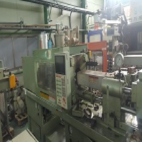 Used Plastic Injection Molding Machine