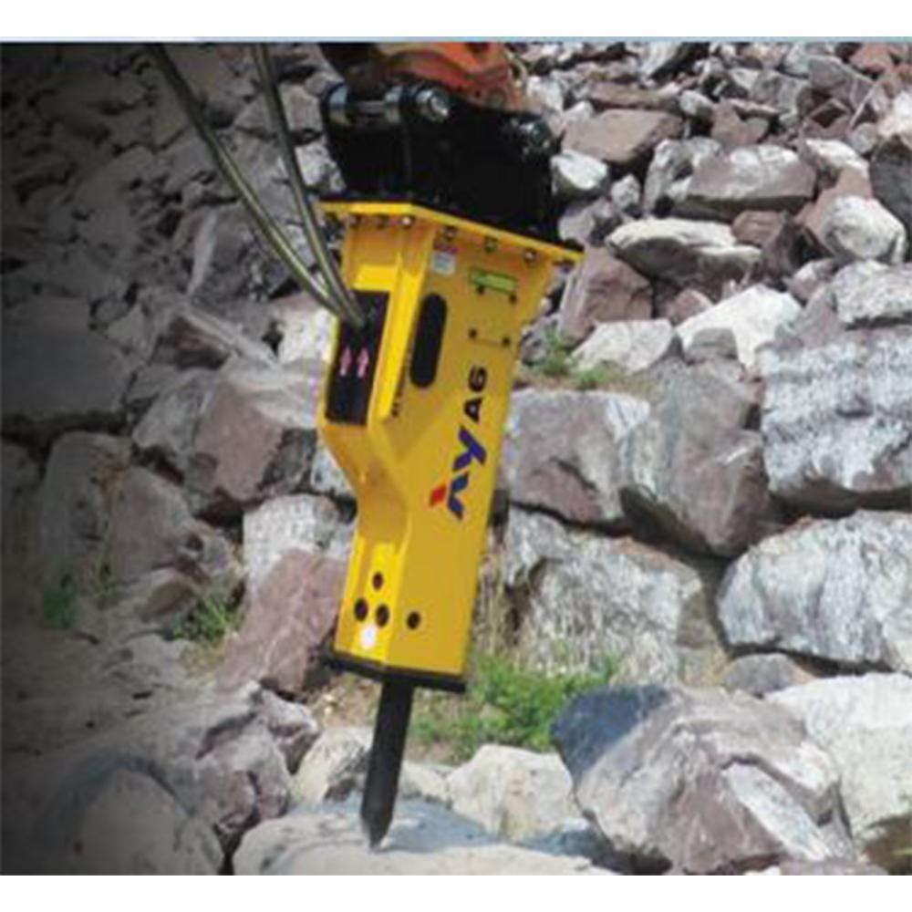 Hydraulic Breaker with reduced noise, maximized impact and minimized the bolt loosening by vibration