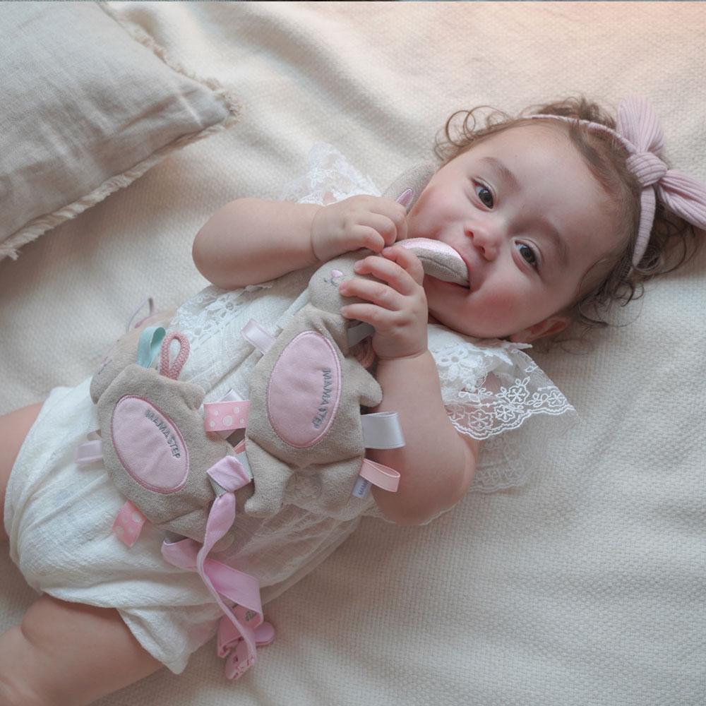 Portable mini sensory comfort "rabbit doll" - a regular opp packaged product( Bell sound)