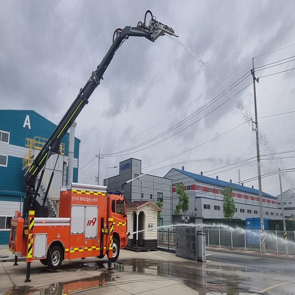 Jinwoo SMC 5 ton firefighting vehicle for suppression of fire especially for electric passenger car